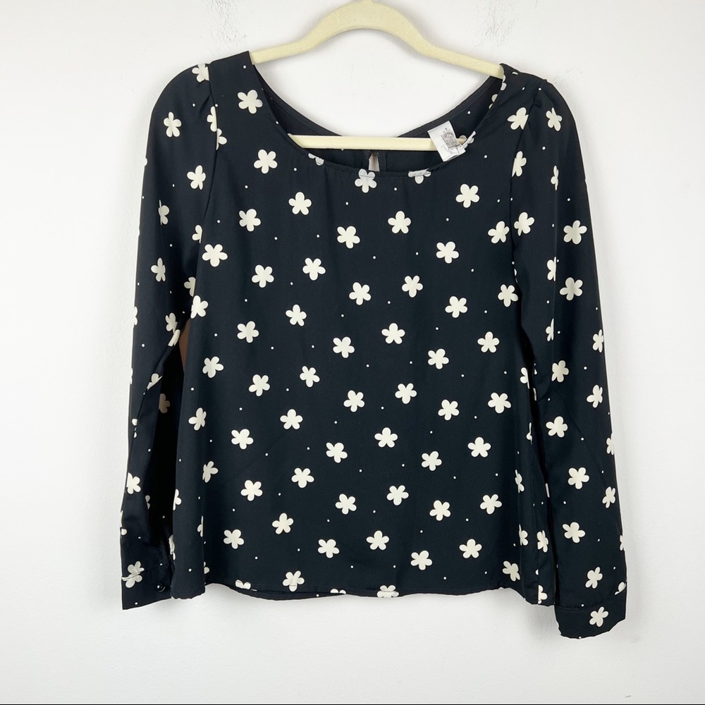 Francesca's Open‎ Back Top- Black w/ White Clovers